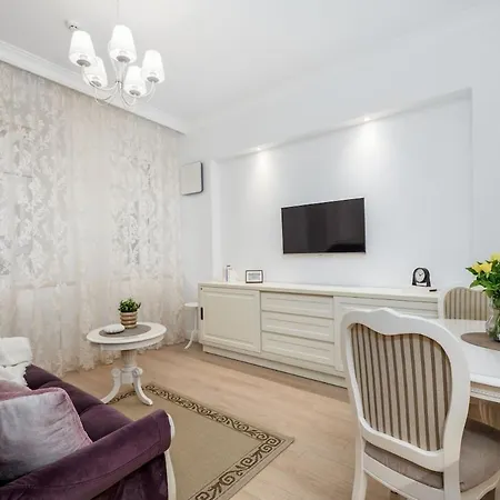 Cozy, Bright, Old Town Located, Whole Apartament